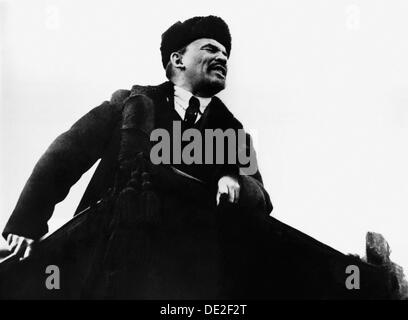 Vladimir Ilich Lenin, Russian Bolshevik revolutionary leader, speaking from a rostrum, 1917. Artist: Unknown Stock Photo