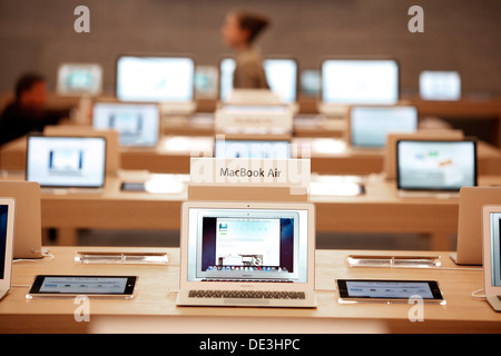 Berlin, Germany, MacBook Air, the new Apple Store in Berlin Stock Photo