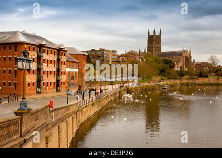 Worcester Cathedral and the River Severn from the town bridge, Worcester, England, UK Stock Photo