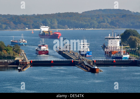 Shipping traffic at Holtenau lock, Nord-Ostsee-Kanal, Kiel Canal, Kiel, Schleswig-Holstein Stock Photo