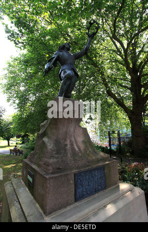 King Richard III Statue, Castle gardens, Leicester City, Leicestershire, England; Britain; UK Stock Photo