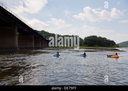 Tubing on the Potomac river - Harpers Ferry, West Virginia, USA Stock Photo