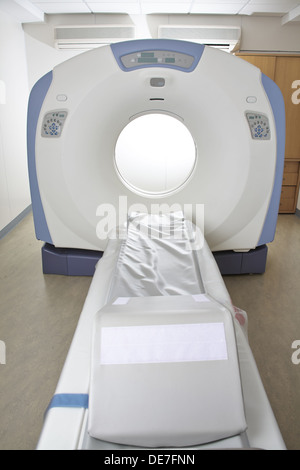 MRT machine for magnetic resonance imaging in radiology in a hospital Stock Photo