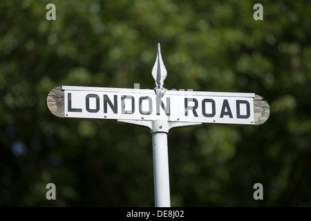 21/08/2013 LONDON ROAD, STREET SIGN. Southend-on-sea, ESSEX, ENGLAND, UK Stock Photo