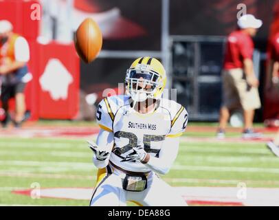 Sept. 14, 2013: Southern Miss kick off return man Justin Sims #25 settles under the ball. The Arkansas Razorbacks defeated the Southern Miss Golden Eagles 24-3 in Fayetteville, AR. Richey Miller/CSM Stock Photo