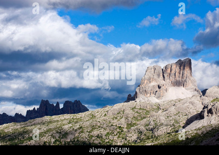 Croda da Lago ridge and Mount Averau, 2649 m, Dolomites, Alto Adige, South Tirol, Alps, Italy, Europe Stock Photo