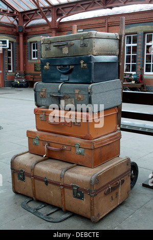 Severn Valley Railway, old suitcases on Kidderminster station Stock Photo