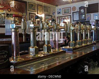 Traditional Ale pumps at the Bow Bar, Victoria Street, Edinburgh, Scotland, UK Stock Photo