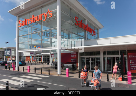Shoppers at Sainsbury's store in Burnley Stock Photo