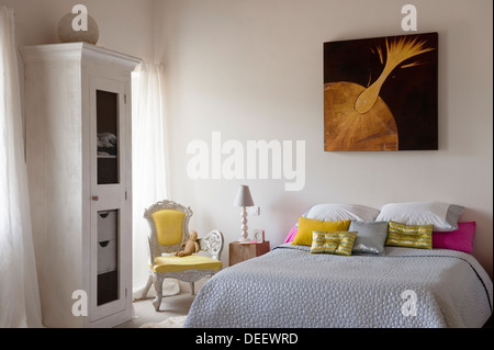 Yellow And Grey Bedroom Stock Photo 224893944 Alamy