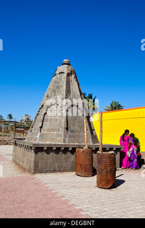 Tourists at a temple, Aundha Nagnath temple, Aundha Nagnath, Hingoli, Maharashtra, India Stock Photo