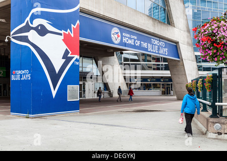 Entrance of Rogers Centre at Gate 14 - Изображение Rogers Centre