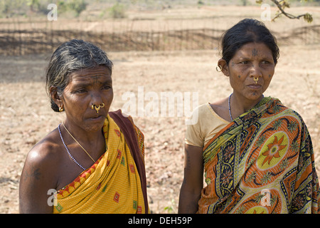 women oriya tribe orissa india deh59p