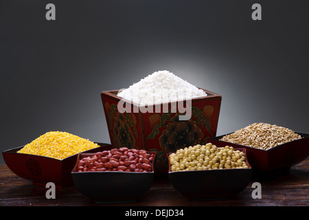 Rice,corn,peanut,soybean and wheat Stock Photo - Alamy