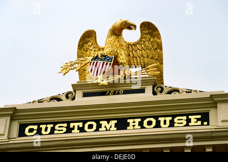 Eagle crest on top of the old Custom House, Salem, Massachusetts, USA. Part of Salem Maritime National Historic Site Stock Photo