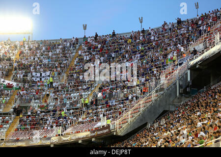 Valencia, Spain. Thursday 19 September 2013 Pictured: Swansea supporters Re: UEFA Europa League game against Valencia C.F v Swansea City FC, at the Estadio Mestalla, Spain, Credit:  D Legakis/Alamy Live News Stock Photo