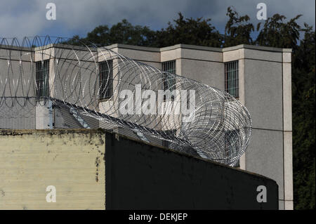 Ravensburg, Germany. 19th Sep, 2013. Barb wire lies at the wall of the prison in Ravensburg, Germany, 19 September 2013. Photo: Felix Kaestle/dpa/Alamy Live News Stock Photo
