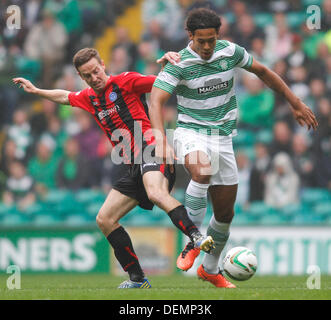 Glasgow, Scotland. 21st Sep, 2013. Virgil van Dijk battles with Steven Maclean during the Scottish Premier League game between Celtic and St Johnstone from Parkhead. Credit:  Action Plus Sports/Alamy Live News Stock Photo