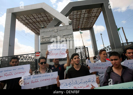 Sept. 22, 2013 - Rafah, Gaza Strip - Palestinian students who are studying at Egyptian universities during a protest demanding the opening of the Rafah border crossing. Egypt closed the Rafah terminal on Friday after it was opened for two days for students and urgent supplies. (Credit Image: © Eyad Al Baba/APA Images/ZUMAPRESS.com) Stock Photo