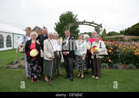 Knockholt,UK,22nd September 2013,The Mayor and Mayoress attended the Bromley In Bloom Competition and posed with winners at Coolings Garden Centr Credit: Keith Larby/Alamy Live News Stock Photo