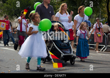 New York, USA. 21st Sep, 2013. Floats and marchers on Fifth Avenue during the 2013 German-American Steuben Parade on September 21, 2013 in New York, NY, USA. Credit:  Jannis Werner/Alamy Live News Stock Photo