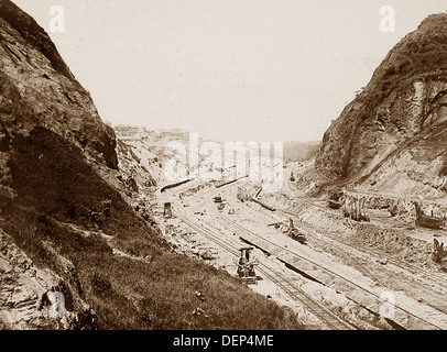 Construction of the Panama Canal -  Calebra Cut in 1913 Stock Photo