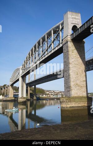 The building of Saltash bridge (Royal Albert Bridge), Cartoon by Stock ...