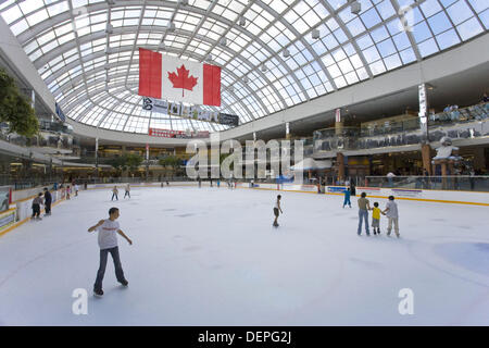 27 6 03 Edmonton Canada The West Edmonton Mall the world s largest shopping  mall Stock Photo - Alamy