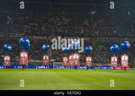 General view, SEPTEMBER 22, 2013 - Football / Soccer : Italian 'Serie A' match between AC Milan 1-2 Napoli at Giuseppe Meazza Stadium in Milan, Italy, © Enrico Calderoni/AFLO SPORT/Alamy Live News Stock Photo