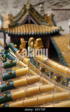 Decorated finial at the Hanging Temple, also Hanging Monastery or Xuankong Temple Built more than 1,500 years ago into a cliff near Mount Heng in Hunyuan County near Datong City, Shanxi province, China. Stock Photo