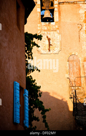 Alleyway, Roussillon, Vaucluse, Provence, France, Europe Stock Photo