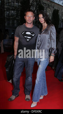 Thomas Kretschmann and girlfriend Shermine Shahrivar at the premiere of 'Phantomschmerz' in Berlin on the 20th of April in 2009. Stock Photo