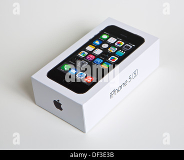 Apple Iphone 5s Package Stock Photo Alamy