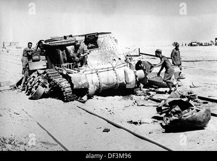 The image of the Nazi Propaganda!  depicts scrap from the war in Egypt, published 3 October 1941. Place unknown. Fotoarchiv für Zeitgeschichte Stock Photo