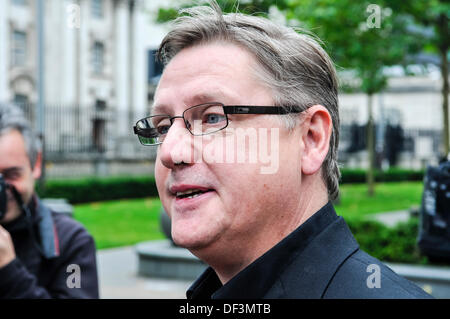 Belfast, Northern Ireland, 27th September 2013 - Protestant Coalition founder leader Jim Dowson  Credit:  Stephen Barnes/Alamy Live News