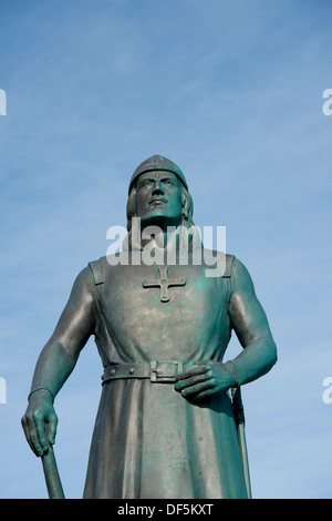 Greenland, Tunulliarfik (aka Erik's Fjord), Qassiarsuk.  Brattahlid, Erik the Red's Eastern Settlement. Leif Erikson statue. Stock Photo