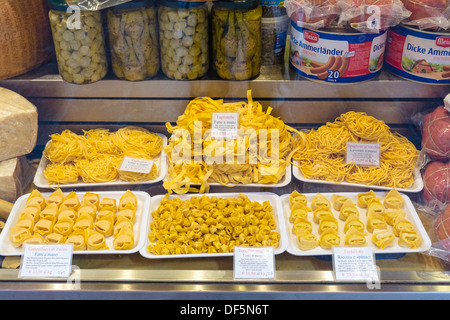 Fresh handmade pasta in a city centre shop, Bologna, Emilia Romagna, Italy Stock Photo