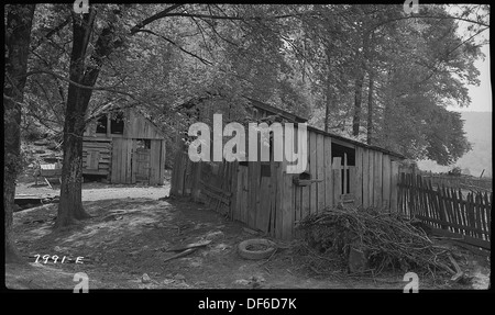 Lela, Billy, tenant home on Jim Wilson place, Dodson lease 280908 Stock Photo