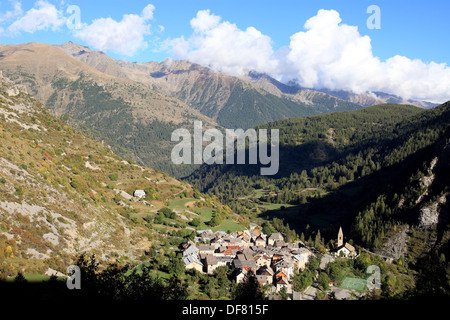 The picturesque village of Saint Dalmas le Selvage in the Mercantour national park in the Alpes-MAritimes Stock Photo
