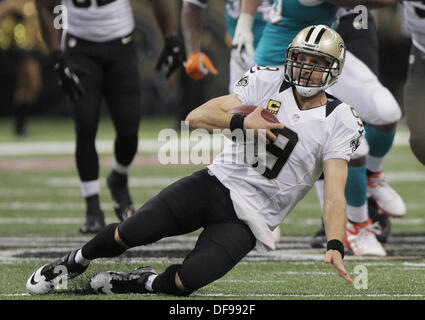 September 16, 2021, New Orleans, Louisiana. Emblem of a professional  American football team New Orleans Saints based in New Orleans at the  sports stad Stock Photo - Alamy