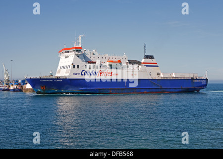 A Condor Ferry arriving into St Peter Port in Guernsey Stock Photo