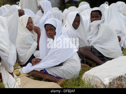 Members Shembe faith (Nazareth Baptist Church) a religious hybrid Christianity and African traditions during annual pilgrimage Stock Photo