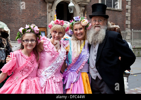 Colourful Characters In Costume Outside St Mary-le-Bow Church, London, England Stock Photo
