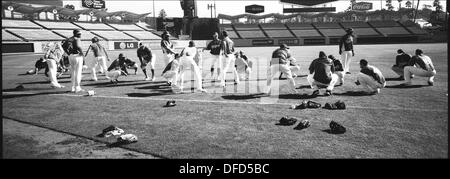 Atlanta Braves president William Bartholomay announces that longtime  baseball pitcher Satchel Paige (left) has been signed by the Braves as  adviser and part-time pitcher. 12 August 1968 Stock Photo - Alamy