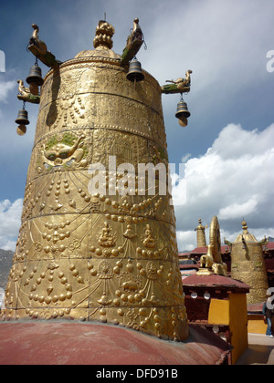 The rooftop of the Jokhang Temple, Lhasa, Tibet Stock Photo