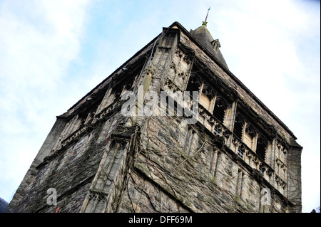 GBR, Nordirland, Belfast, Queen´s Quarter, 04.11.2012, Tower of Elmwood Hall in opposite of Queen´s University Belfast. Stock Photo