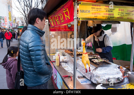 Street Food stall in Insadong, Seoul, Korea Stock Photo