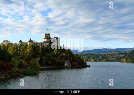 Niedzica castle above Czorsztynskie lake. Southern Poland. Stock Photo