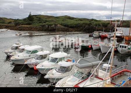 Fishing boats in Bunbeg (Bun Beag) harbour, County Donegal, Ireland. Stock Photo