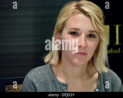 Jerusalem, Israel. 06th Oct, 2013. Musician MADELYN DEUTCH partakes in a press conference concluding a week-long visit to Israel in the framework of 'America’s Voices in Israel' sponsored by Israel’s Ministries of Foreign Affairs and Tourism. Jerusalem, Israel. 6-Oct-2013.  Hollywood star Lea Thompson, husband, director, Howard Deutch, and daughters, Zoey Deutch and Madelyn Deutch, partake in 'America’s Voices in Israel' journey in Israel with C.S. Lee, Vivian Bang and Anson Mount. Credit:  Nir Alon/Alamy Live News Stock Photo